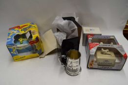 MIXED LOT : BOXED PEWTER TANKARD, LURPAK BUTTER DISH AND TOAST RACK AND AN UTTERLY BUTTERLY BUTTER
