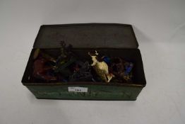 COLLECTION OF VARIOUS DIE-CAST TOY SOLDIERS, FARM ANIMALS AND OTHER ITEMS