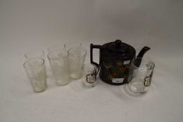 COLLECTION OF VARIOUS ROYALTY RELATED ITEMS TO INCLUDE A RANGE OF COMMEMORATIVE GLASS BEAKERS, QUEEN