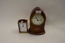 EDWARDIAN LANCET CASED MANTEL CLOCK, TOGETHER WITH A FURTHER MODERN METAMEC CLOCK (2)