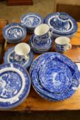 QUANTITY OF BLUE AND WHITE WARES, SOME BY JOHNSON BROS, SOME SPODE ITALIAN PATTERN (QTY)