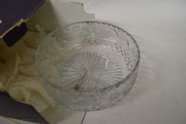 EDINBURGH CRYSTAL GLASS FRUIT BOWL IN ORIGINAL BOX