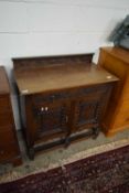 EARLY 20TH CENTURY OAK SIDEBOARD WITH CARVED DETAIL