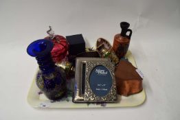 MIXED LOT : CRANBERRY GLASS SUGAR BASIN, SILVER PLATED PHOTO FRAME, MODERN CLOISONNE VASES AND OTHER
