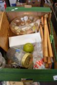 ONE BOX MIXED HOUSEHOLD SUNDRIES TO INCLUDE WIND CHIMES, SEA SHELL DECORATED BOWL ETC