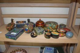 COLLECTION VARIOUS LACQUERED TRINKET BOXES TO INCLUDE SOME FORMED AS DUCKS
