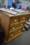 MODERN PINE FOUR DRAWER CHEST WITH CERAMIC KNOB HANDLES