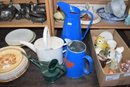 MIXED LOT : VARIOUS ENAMEL JUGS AND WATERING CANS