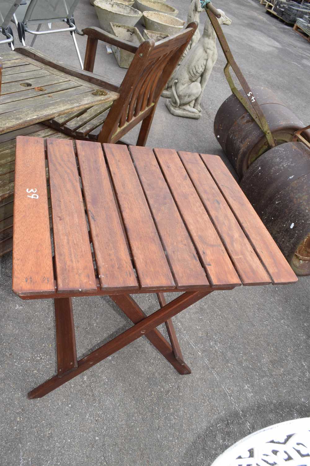 Folding garden table, height 65cm - Image 2 of 2