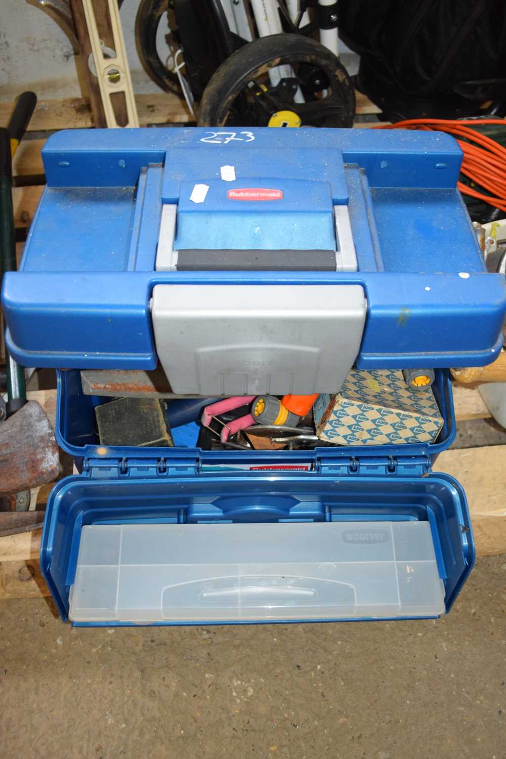 Rubber made tool chest including tools