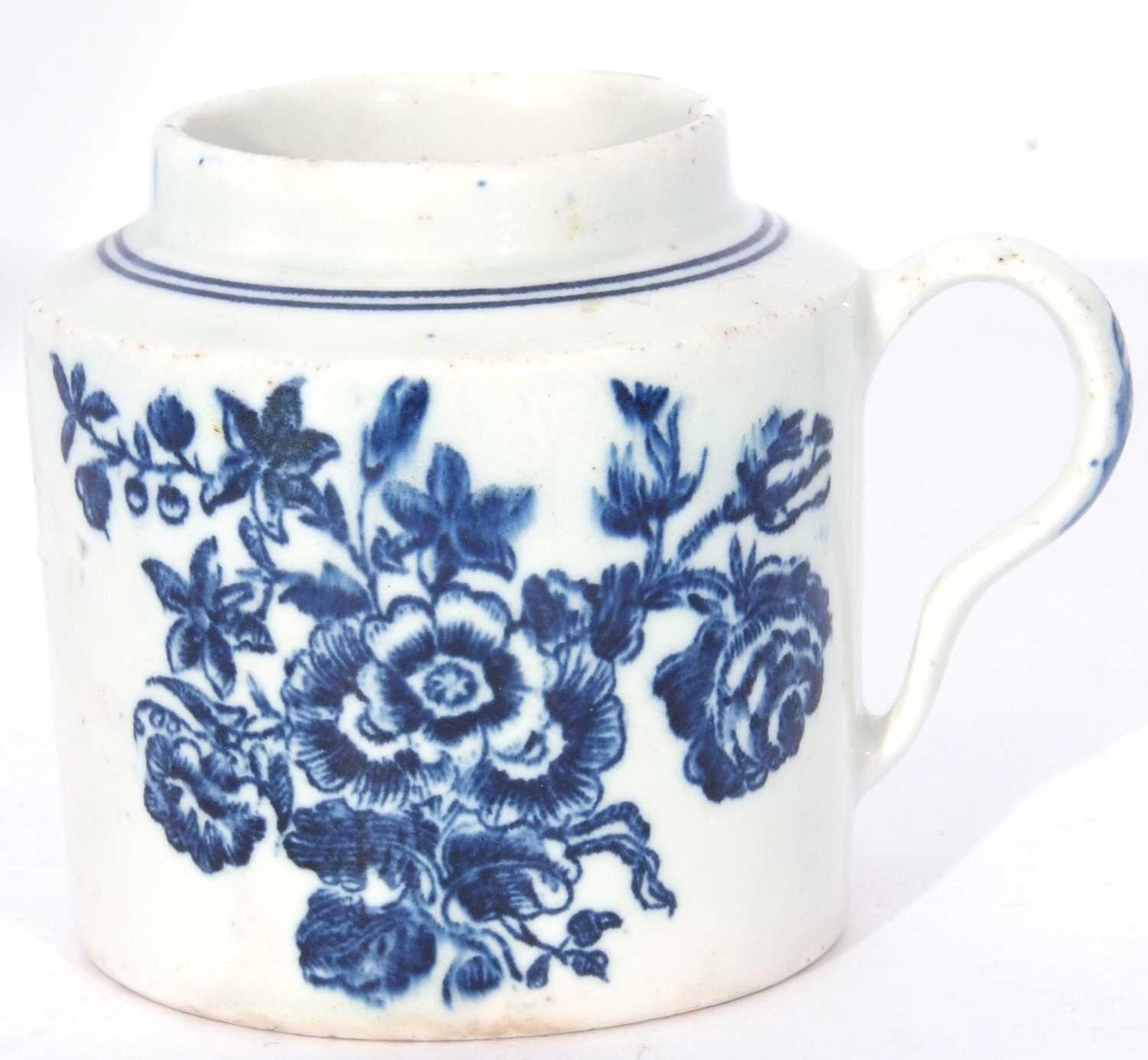 Rare Lowestoft Porcelain Mustard Pot c.1775 with ear shaped handle decorated with a Worcester - Image 2 of 8