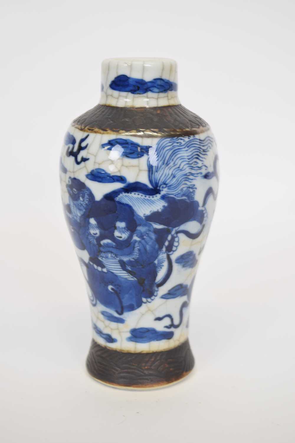 Chinese porcelain crackle ware vase of baluster shape with underglaze blue design of dragon - Image 4 of 6