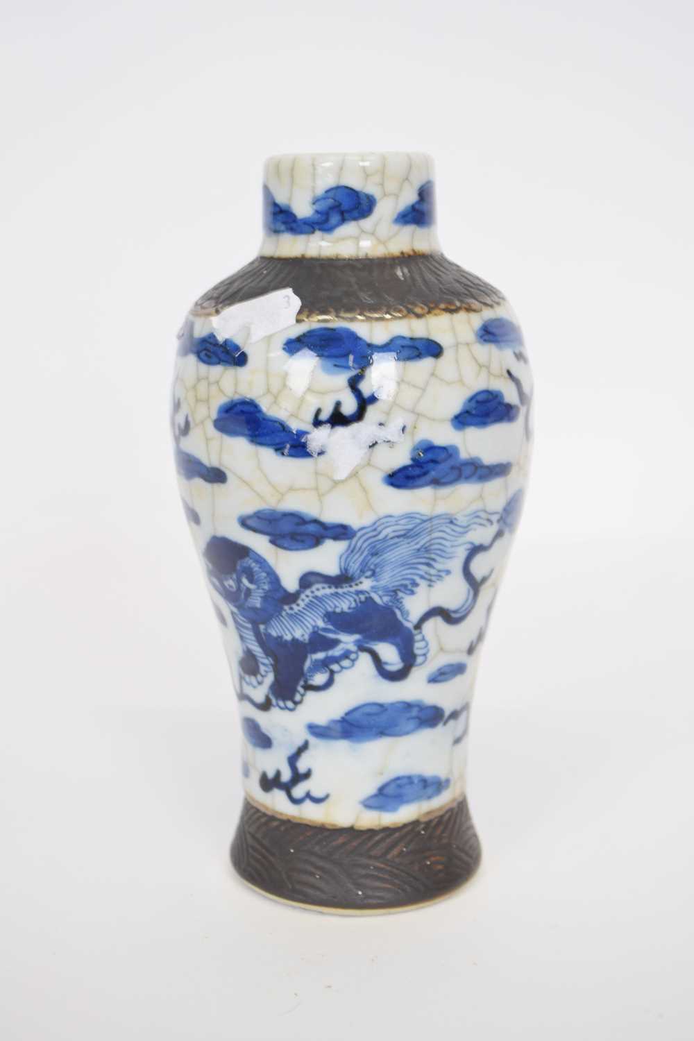 Chinese porcelain crackle ware vase of baluster shape with underglaze blue design of dragon - Image 2 of 6