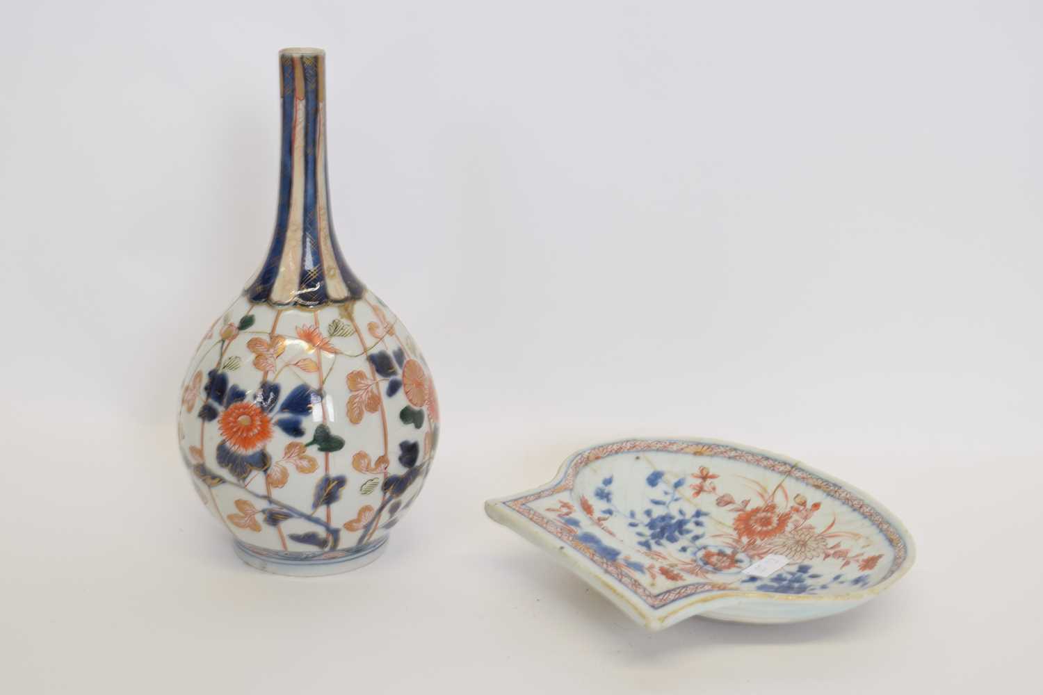 Japanese porcelain vase with an Imari design (cracked and re-stuck), together with an Imari large - Image 3 of 4