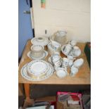 QUANTITY OF ROYAL DOULTON TAPESTRY TABLE WARES