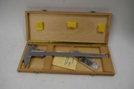 WEST GERMAN METAL PRECISION CALIPERS IN FITTED CASE