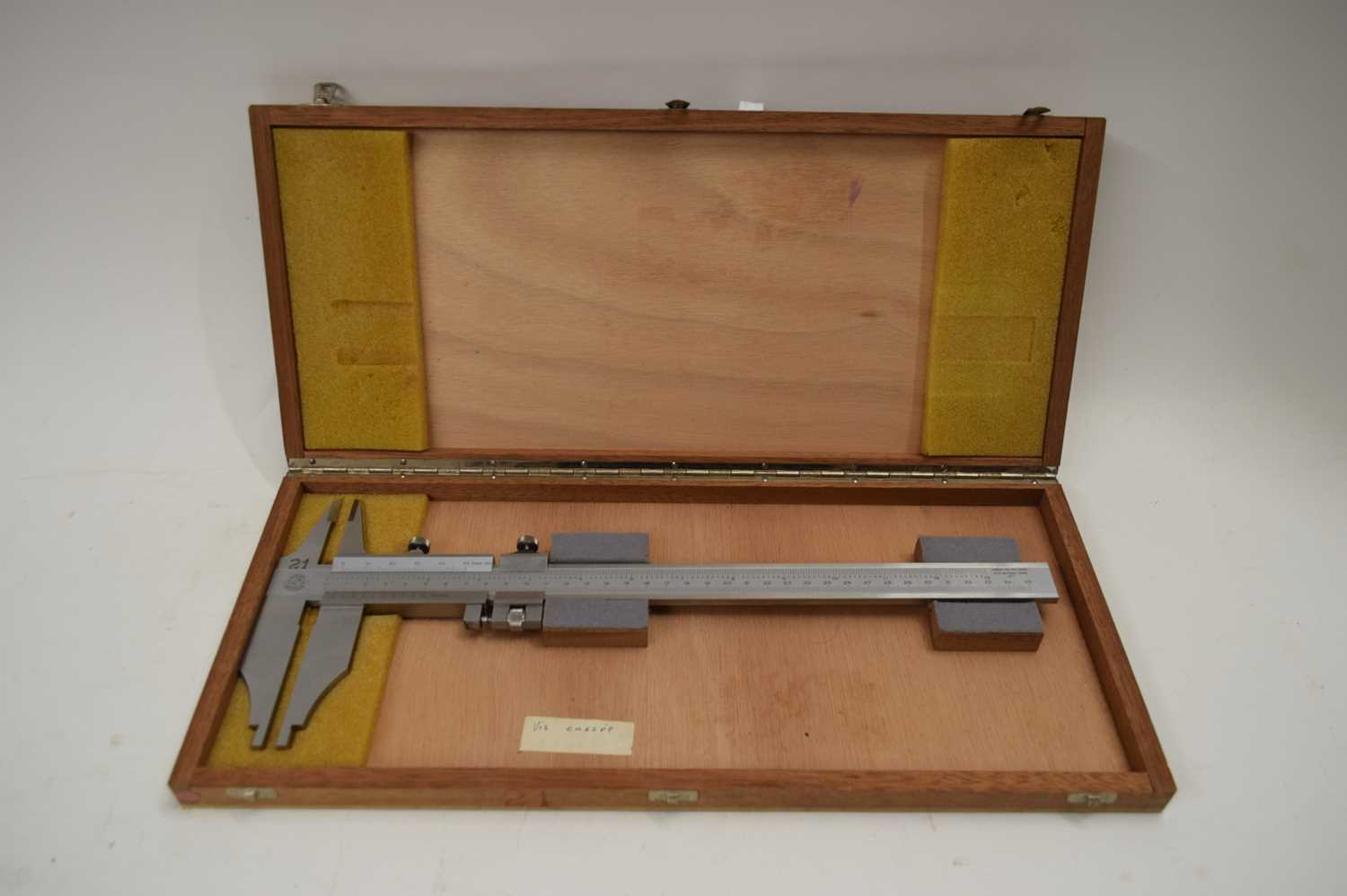 ETALON, SWITZERLAND, METAL PRECISION CALIPERS IN WOODEN CASE