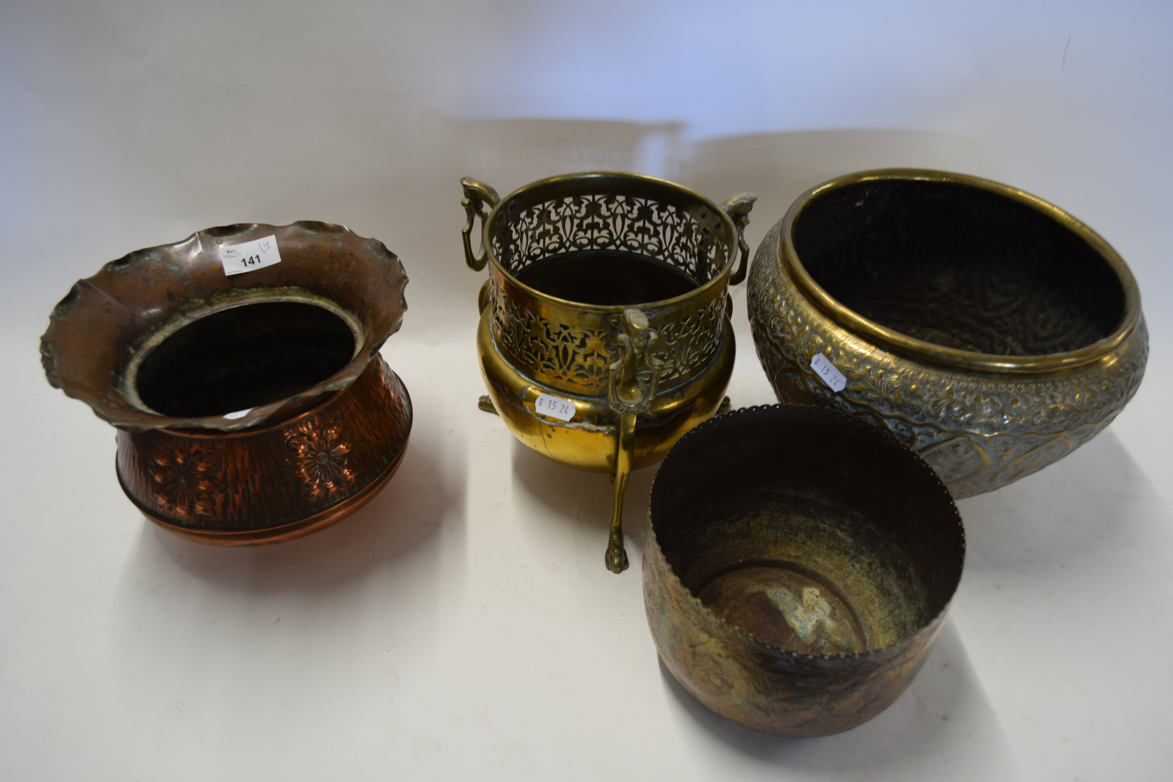 MIXED LOT : FOUR MIXED COPPER AND BRASS JARDINIERES