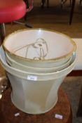 MIXED LOT : VARIOUS LAMP SHADES