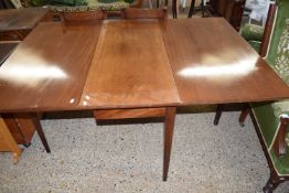 19TH CENTURY MAHOGANY DROP LEAF DINING TABLE, 149CM WIDE