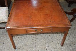 REPRODUCTION MAHOGANY LEATHER TOPPED COFFEE TABLE, 90CM WIDE