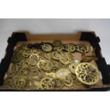 BOX OF HORSE BRASSES, TRIVET ETC