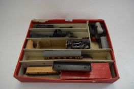 00 GAUGE MODEL RAILWAY - BOX OF LOCOMOTIVES, ROLLING STOCK, CARRIAGES ETC TO INCLUDE TRIX