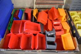 QUANTITY OF VARIOUS PLASTIC WORKSHOP TIDY TRAYS