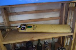 GUNN & MOORE CRICKET BAT