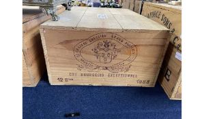 Twelve bottles Chateau Gressier Grand Poujeaux Cru Vourgeois Exceptionnel 1983, in original wooden