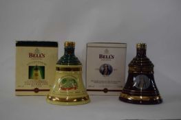 Bells 8 yr old whisky in Wade decanter for Christmas 1998 (boxed); Bells 8 yr old whisky in Wade