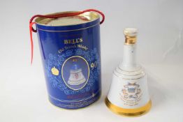 Bells 8 yr old whisky in Wade decanter for birth of Prince William (1); Bells 8 yr old whisky in