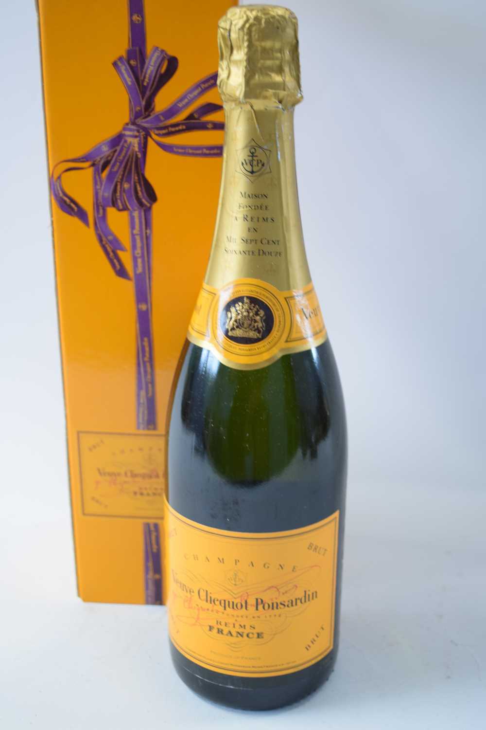 Veuve Clizquot Champagne (boxed), 1 bottle - Image 2 of 2