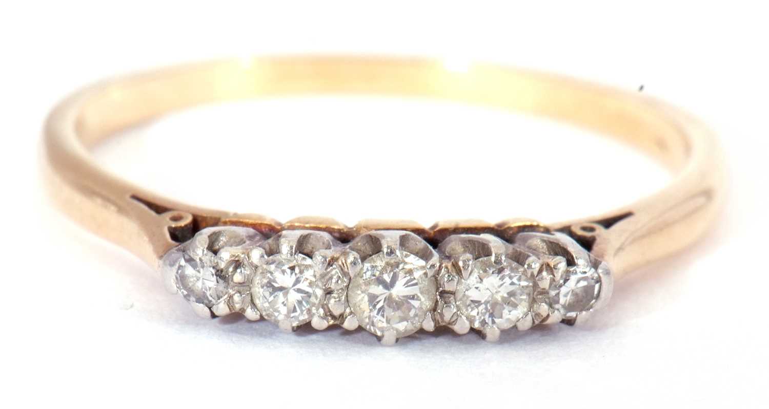 Five stone small diamond ring, 0.20ct total wt, line set with five graduated small round cut - Image 2 of 8