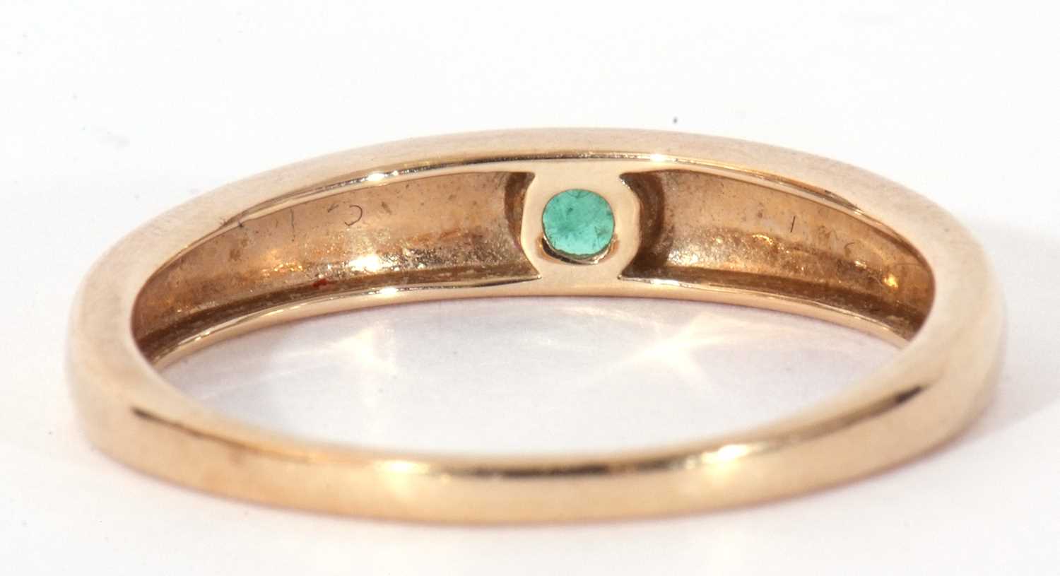 Modern 9ct gold single stone emerald ring, the plain polished band centring a flush set small - Image 4 of 10