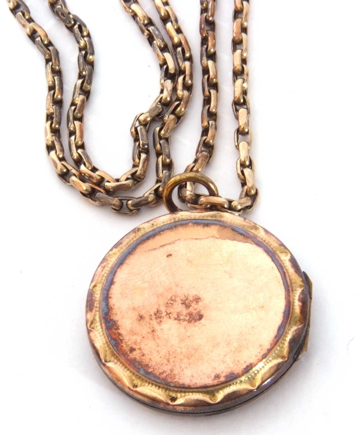 Mixed Lot: modern 575 mid-blue stone pendant, 20 x 12mm, together with an antique gold plated - Image 3 of 3