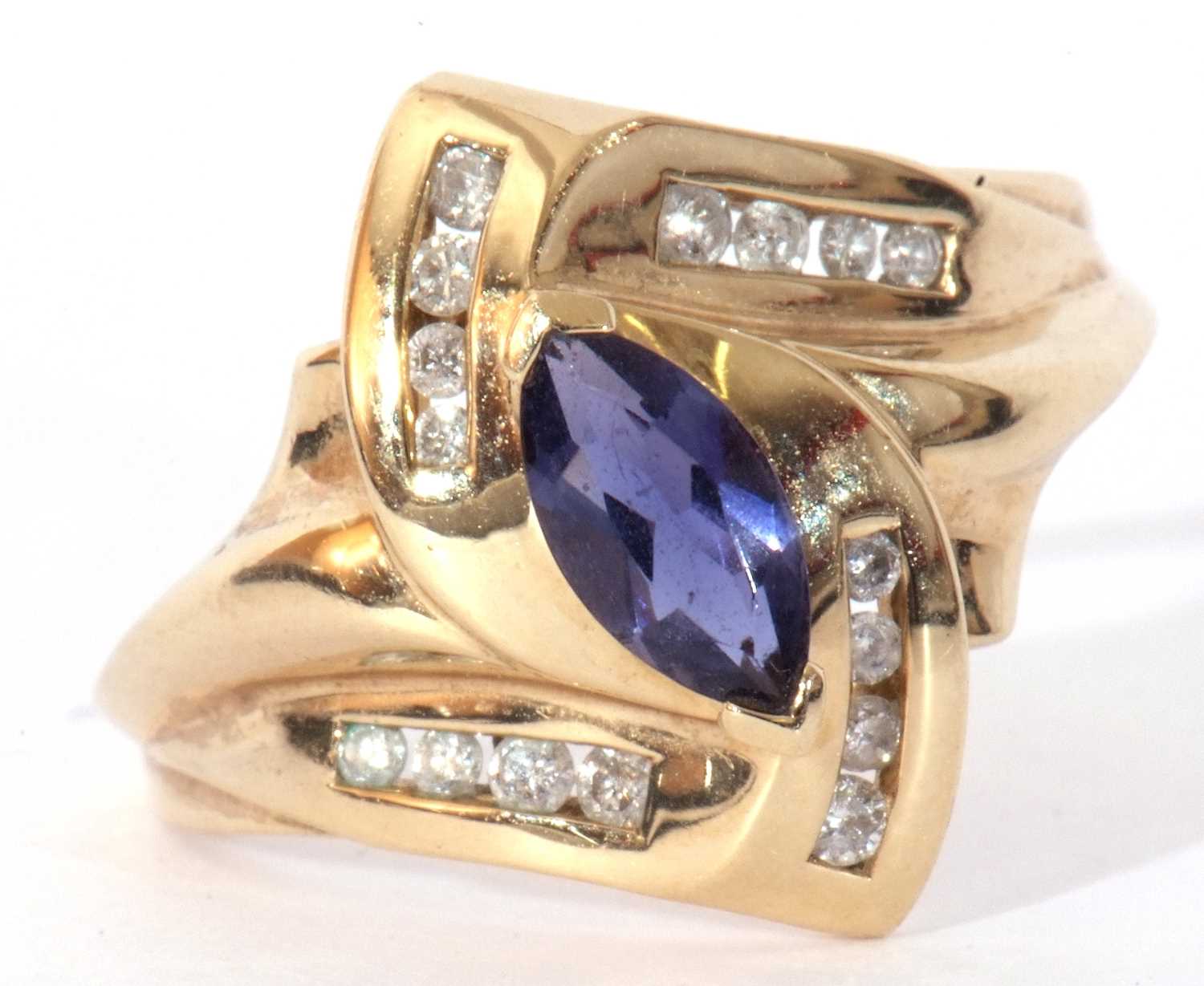 Modern 9K stamped blue and white stone dress ring, size P