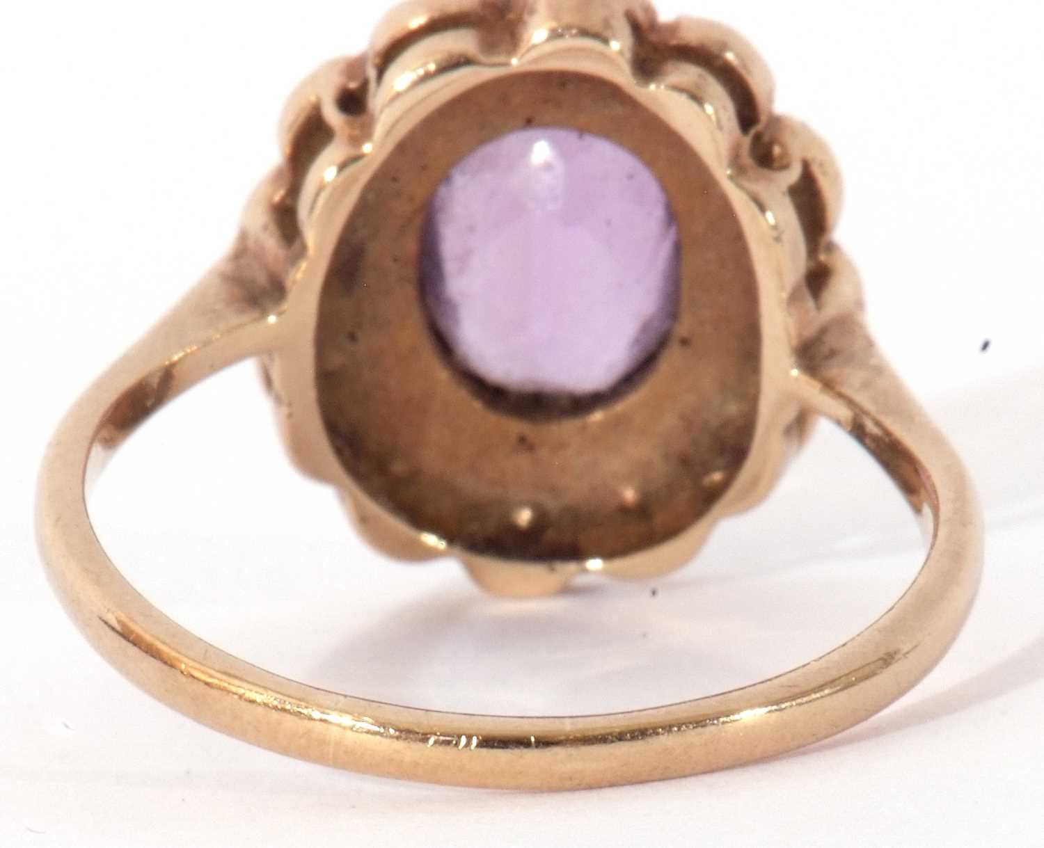Vintage amethyst and seed pearl cluster ring, the oval faceted amethyst 10 x 6mm, multi-claw set - Image 5 of 8