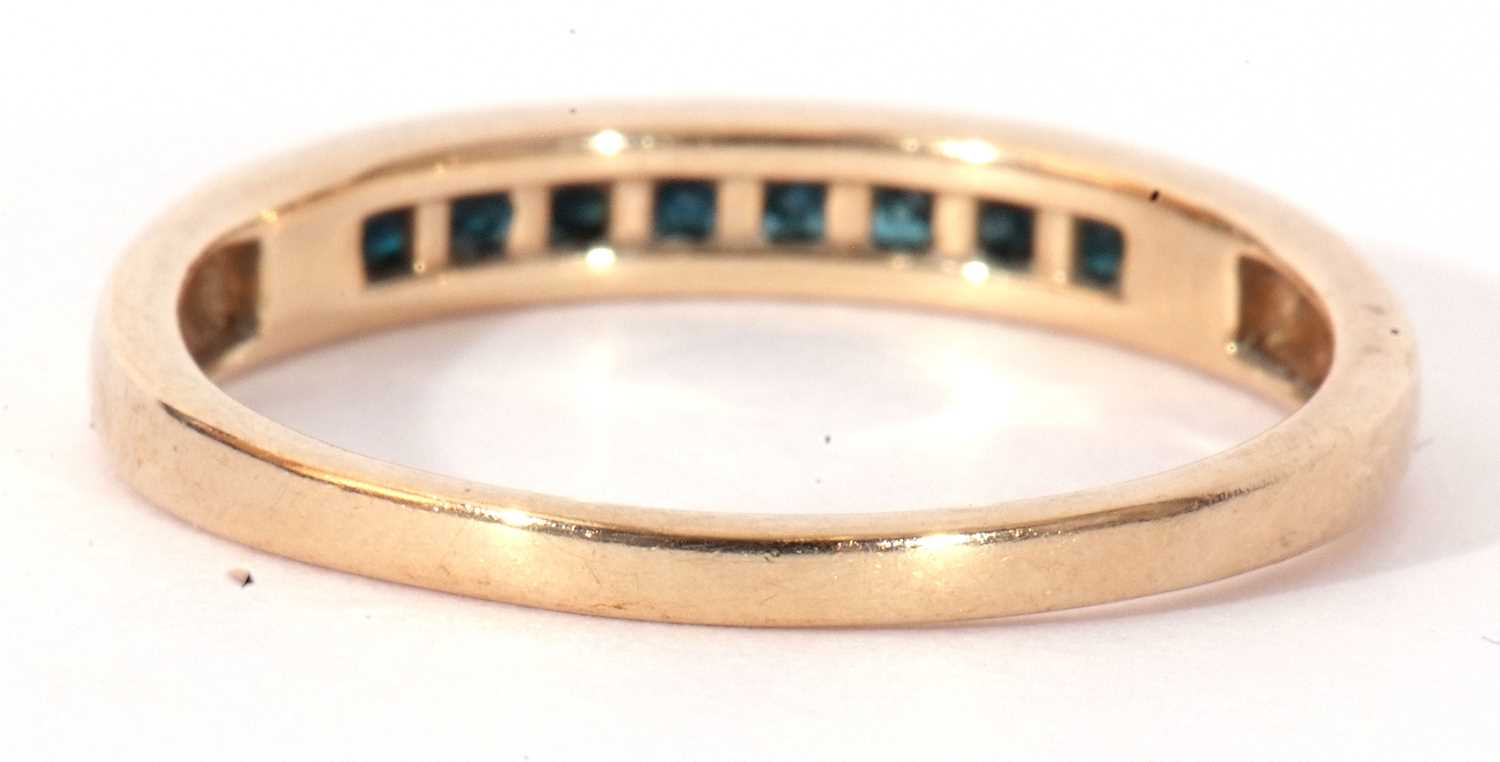 Modern 9ct gold and blue stone ring, the top section with ten square pave set light blue stones, - Image 5 of 9