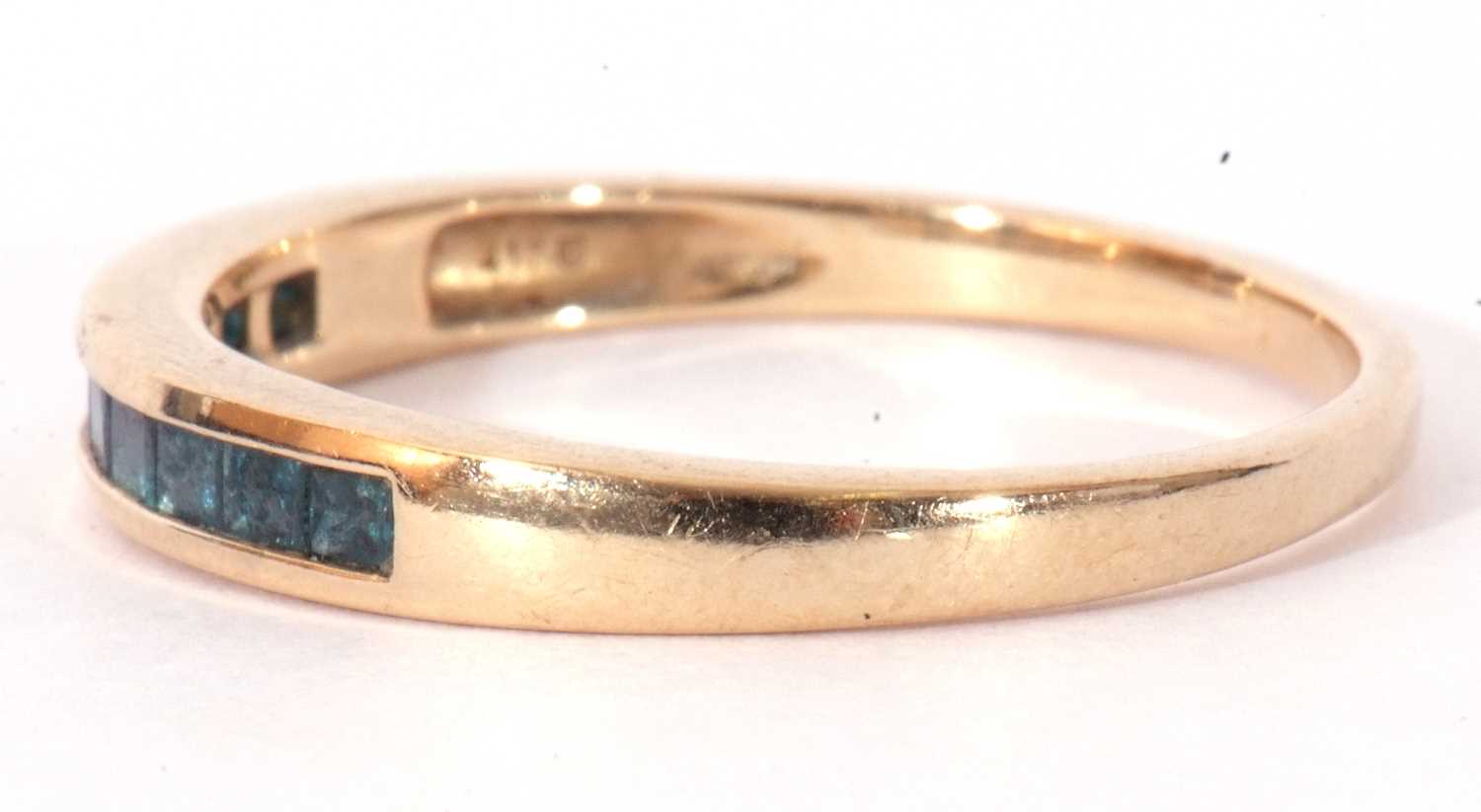 Modern 9ct gold and blue stone ring, the top section with ten square pave set light blue stones, - Image 3 of 9