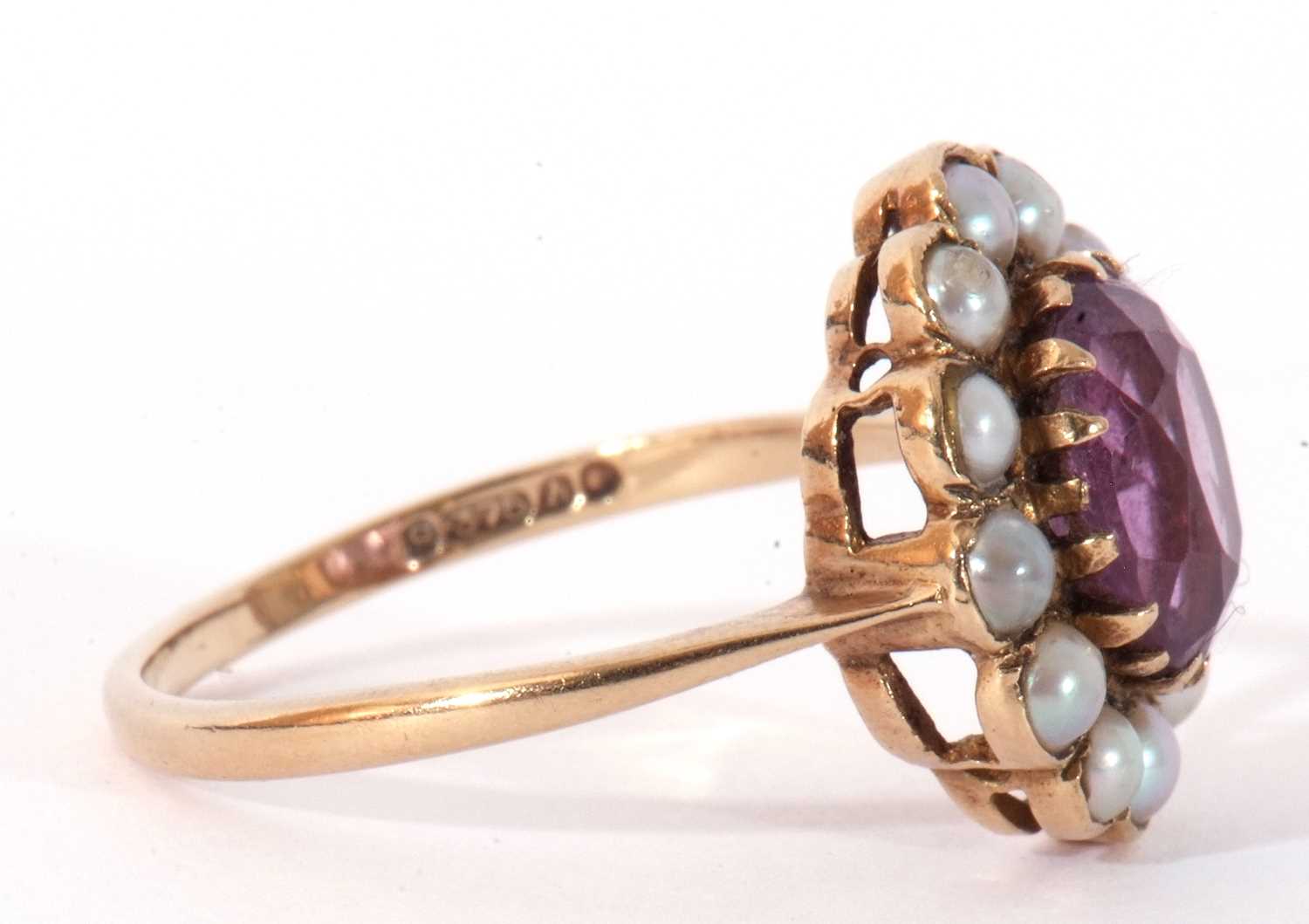 Vintage amethyst and seed pearl cluster ring, the oval faceted amethyst 10 x 6mm, multi-claw set - Image 6 of 8