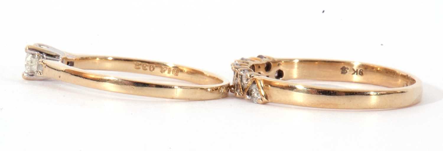 Mixed Lot: 9ct gold single stone diamond ring having a round brilliant cut diamond, prong set - Image 5 of 12