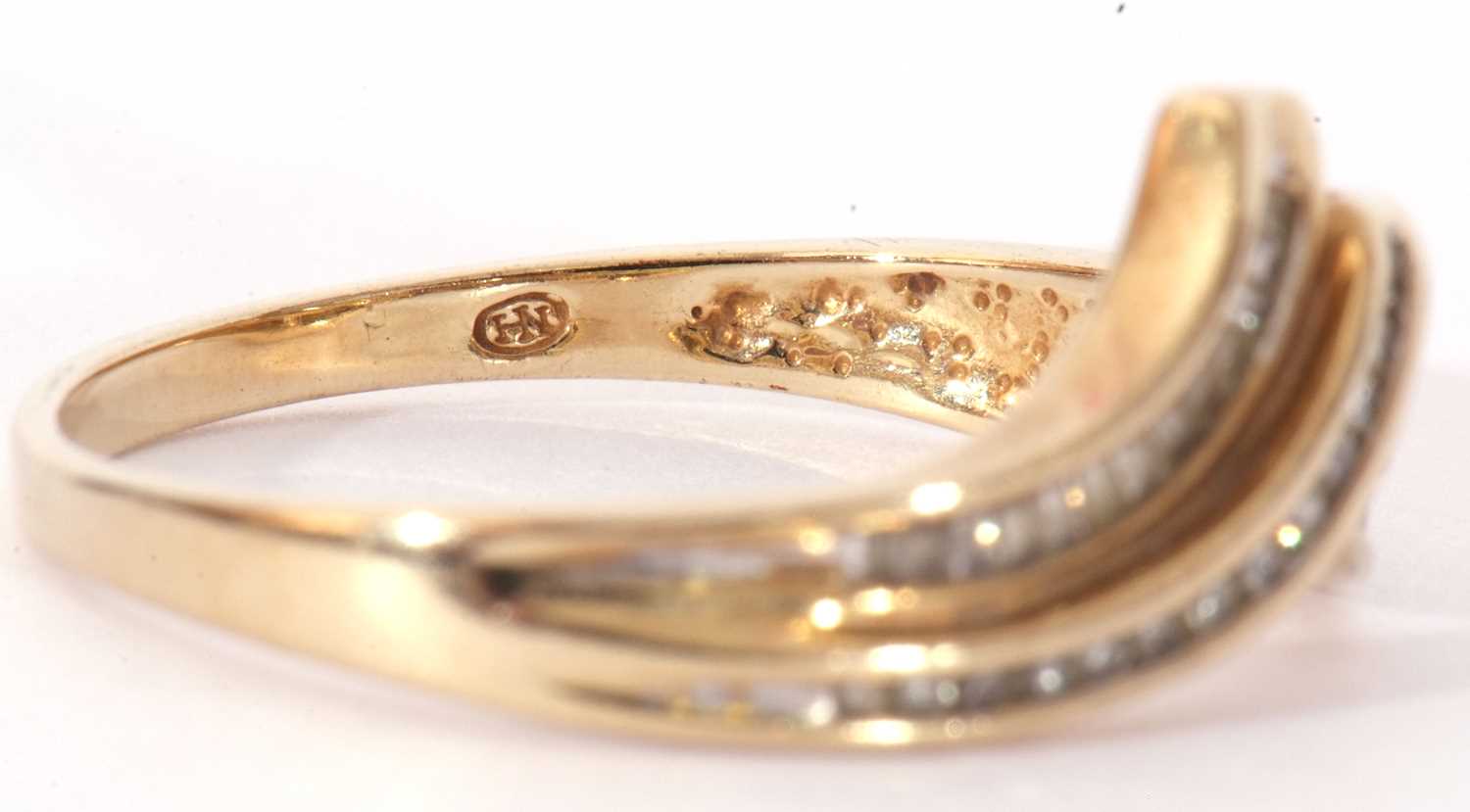 Modern 9ct gold and diamond wishbone design ring, set with small single cut and baguette diamonds, - Image 7 of 9