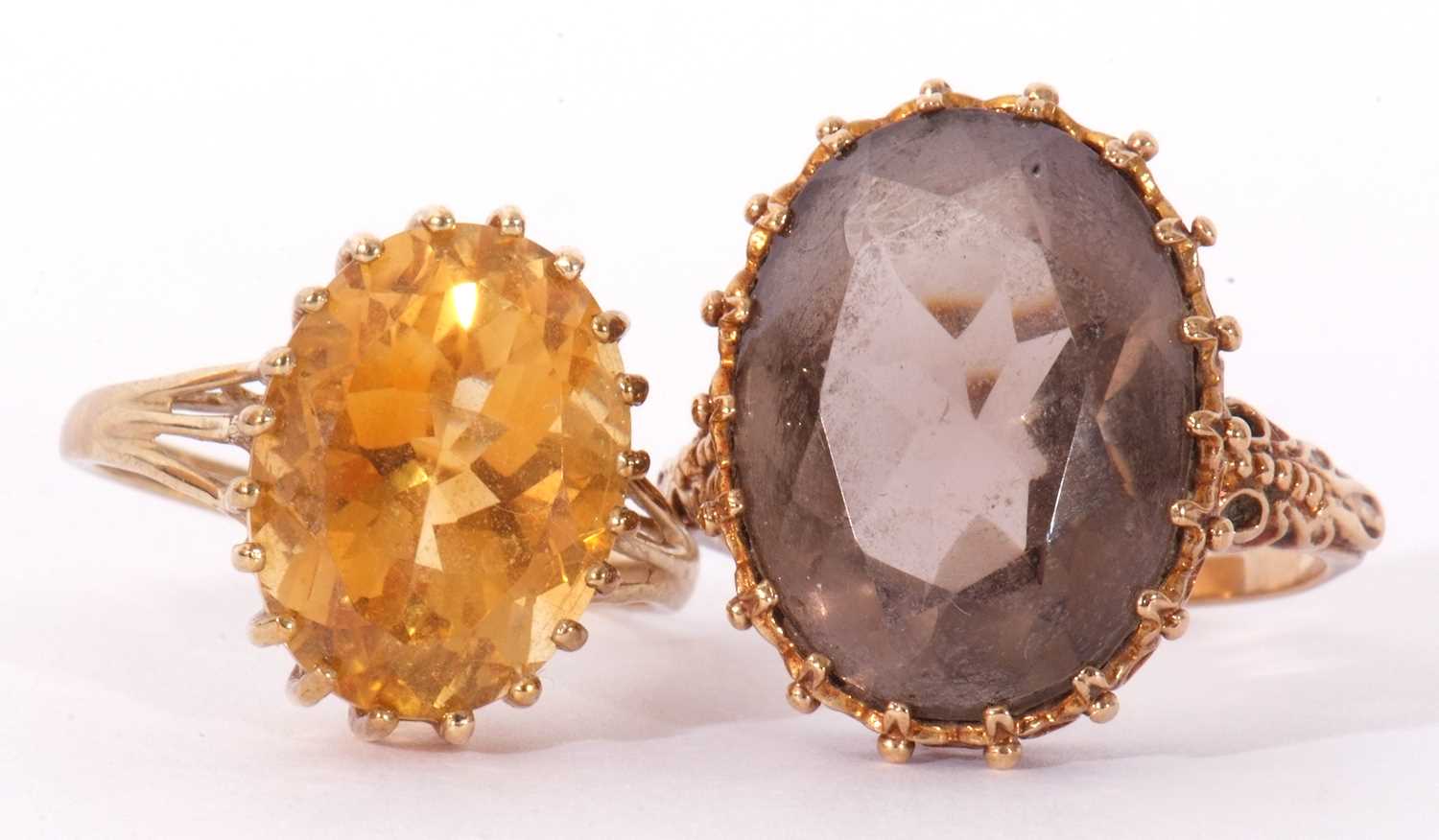 Mixed Lot: 9ct gold, smoky quartz dress ring, London 1972, size U, together with a 9ct gold lemon - Image 2 of 9