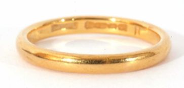 22ct gold wedding ring of plain polished design, 3.7gms, size O