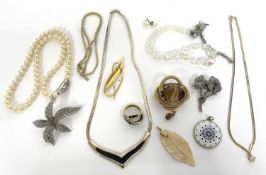 Mixed Lot: costume jewellery to include marcasite brooches, agate set brooch, rings, necklaces etc