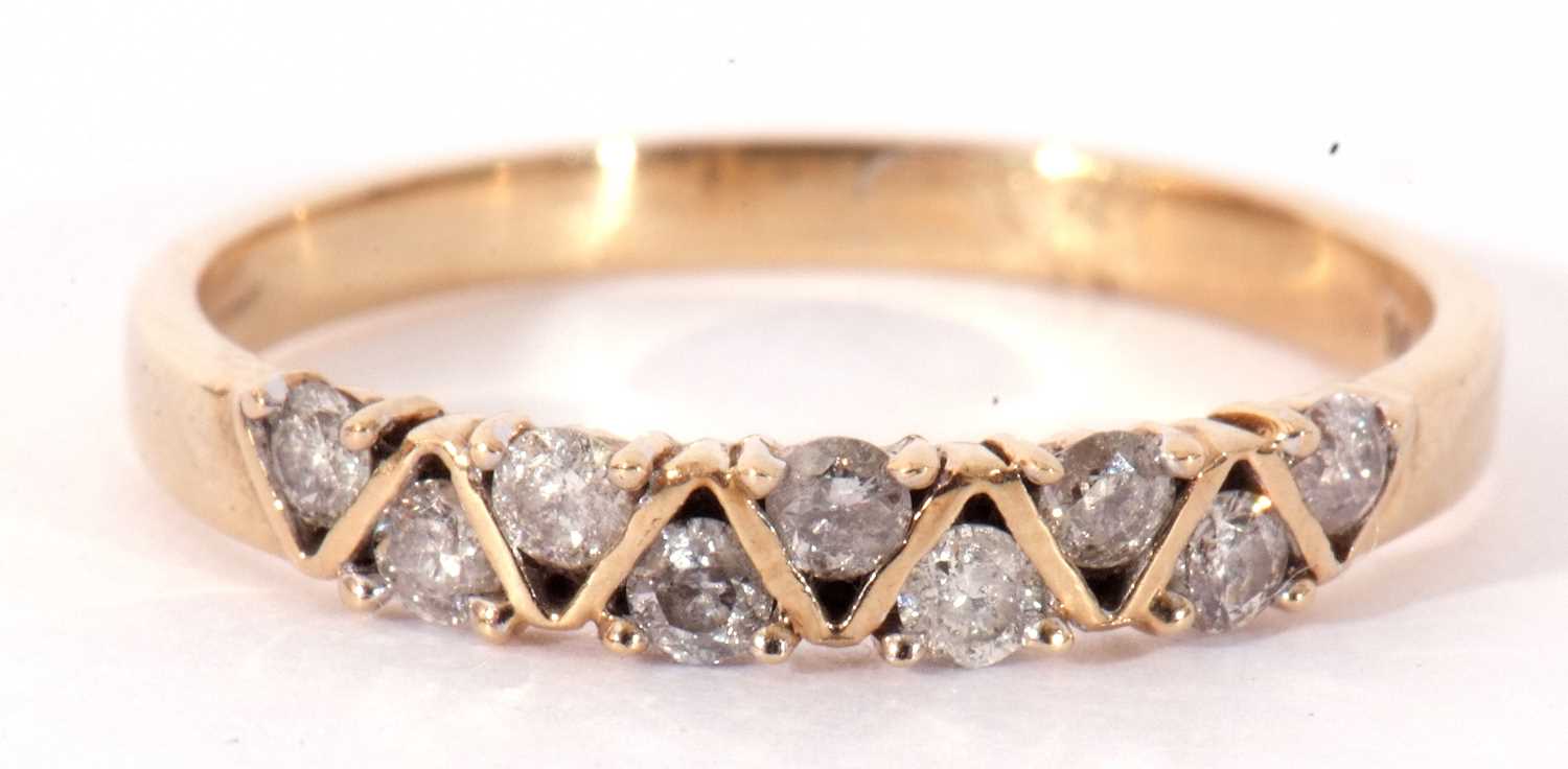 Mixed Lot: 9ct gold single stone diamond ring having a round brilliant cut diamond, prong set - Image 11 of 12