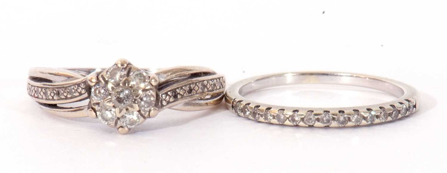 Mixed Lot: modern 9ct gold and small diamond half eternity ring, 0.15ct total wt, size J/K, together - Image 2 of 10