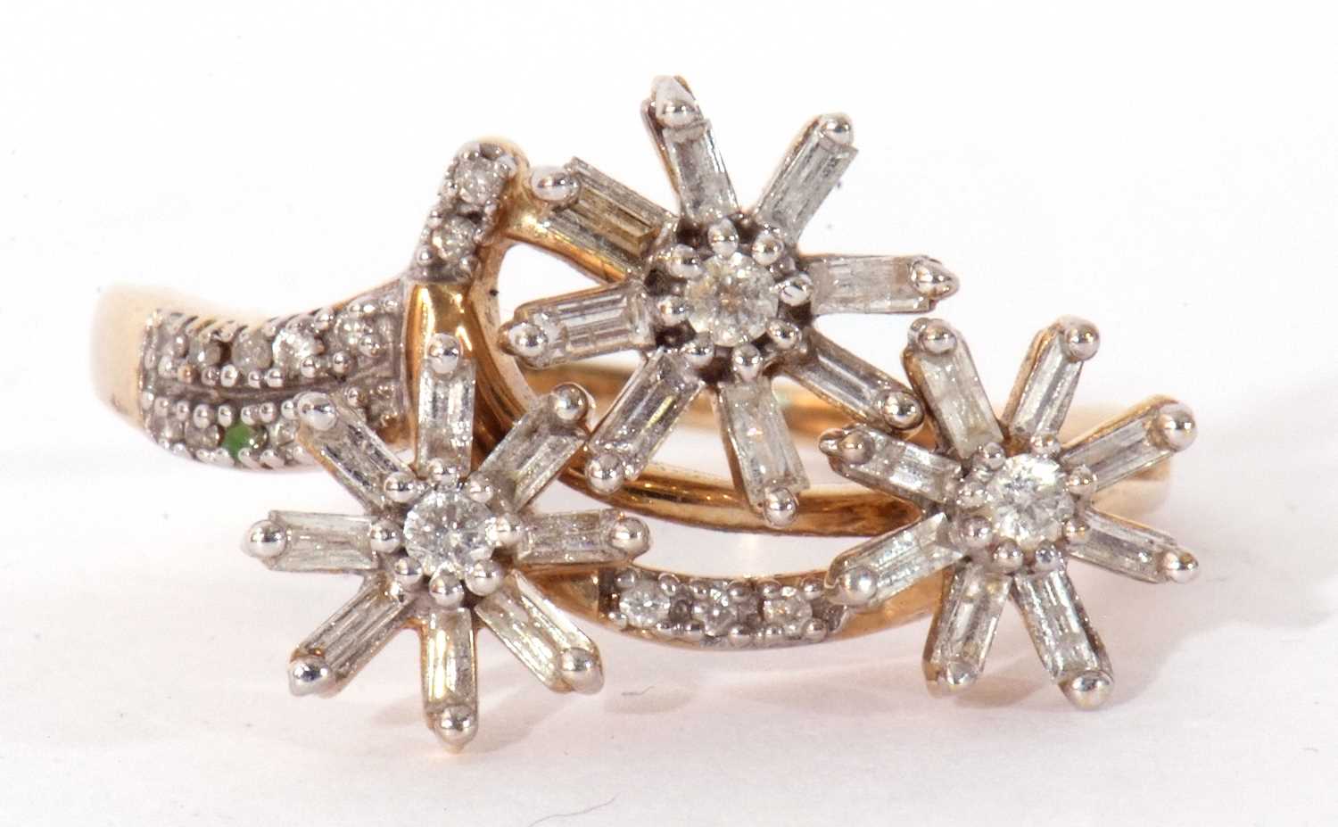 Modern 9ct gold and diamond ring, an unusual design with three rotating flower heads set with - Image 2 of 9