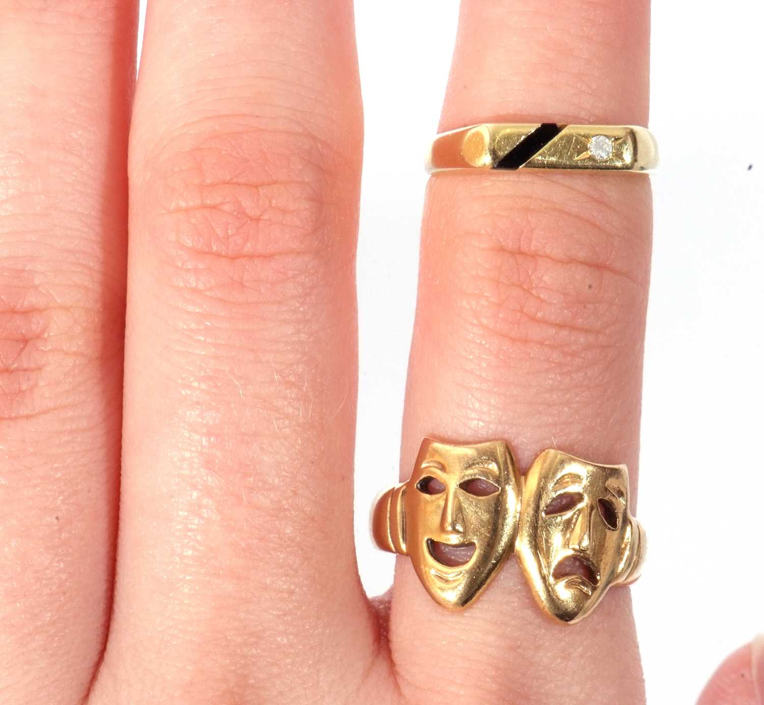 Mixed Lot: 9ct gold 'Comedy & Tragedy' mask ring, together with a 585 stamped designer ring set with - Image 11 of 12
